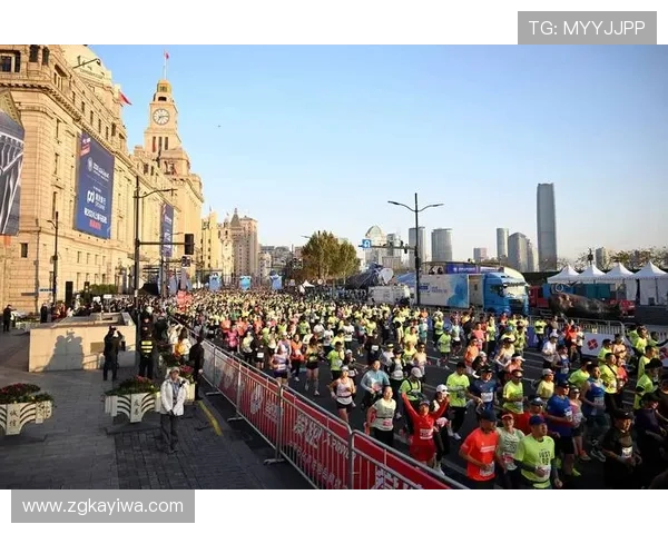成都攀岩队在马拉松大满贯中的默契配合与精彩表现分析